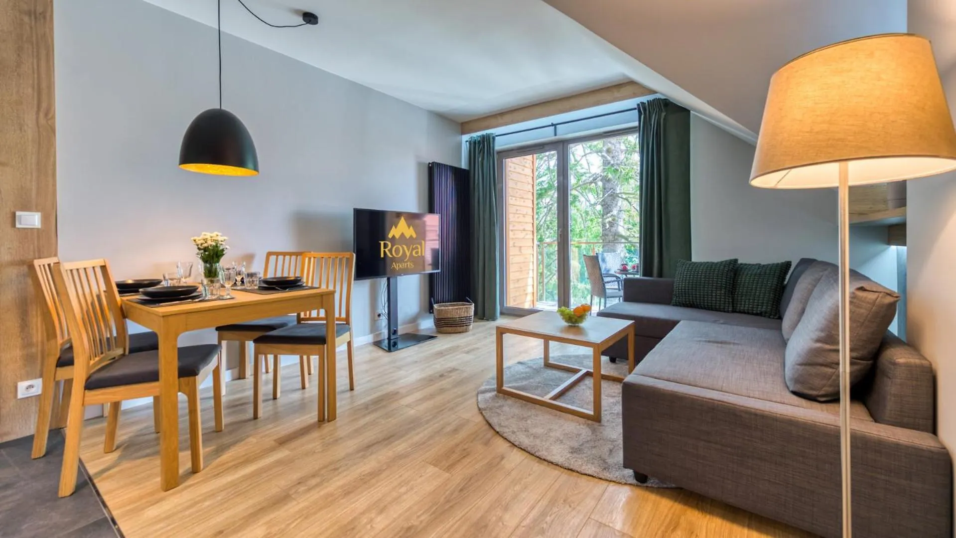 Apartamenty Z Basenem I Saunami Stone Hill Resort Vip Centrum By Royal Aparts Szklarska Poreba 0*,  Poland