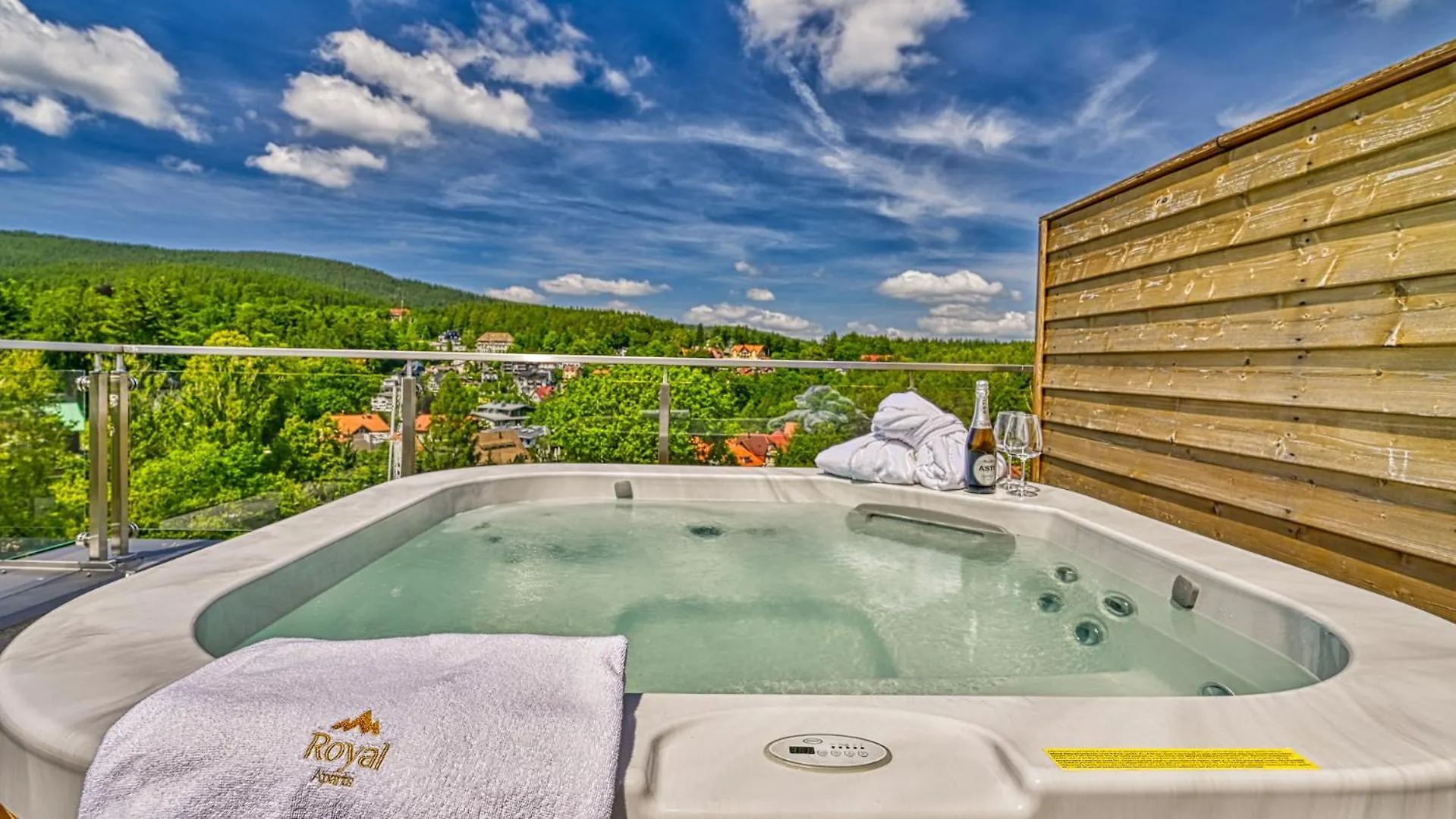 Apartamenty Z Basenem I Saunami Stone Hill Resort Vip Centrum By Royal Aparts Schreiberhau Apartment