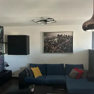 https://apartament-z-widokiem-na-wawel-w-centrum-miasta.krakowhotelspoland.com